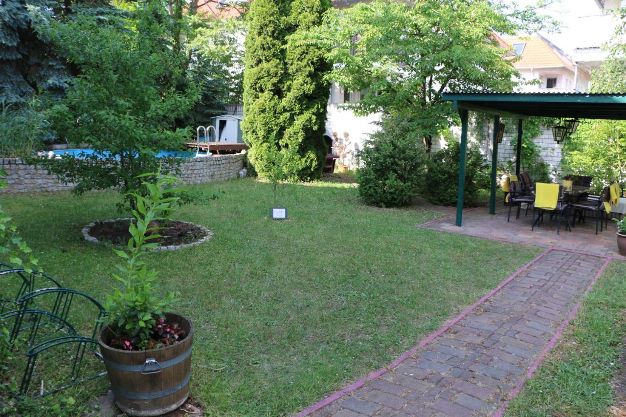 Hotel Attache Raunheim Exterior photo
